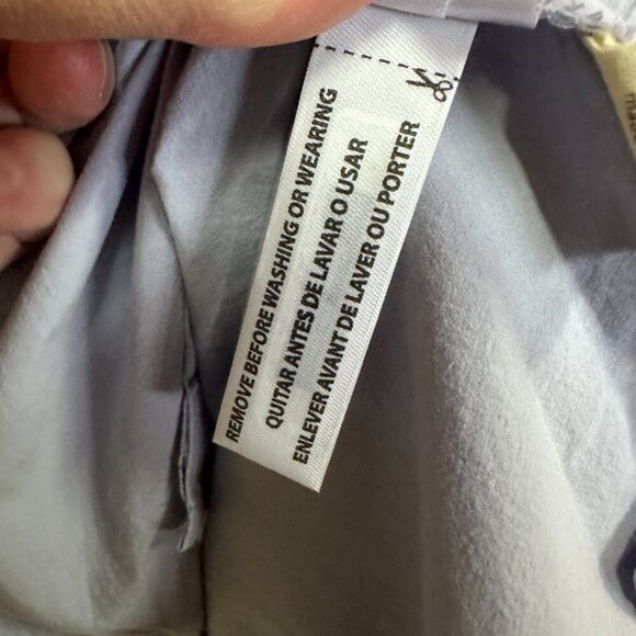 Madewell Women's Signature Poplin Short-Sleeve Button-Down Shirt, Blue, Large - Picture 8 of 8